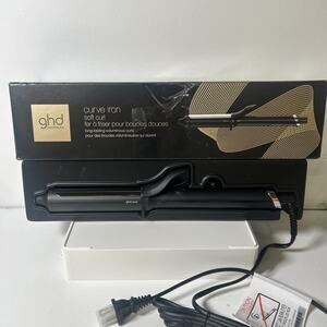 ghd Curve 1 1/4 Soft Curl Iron ($250)